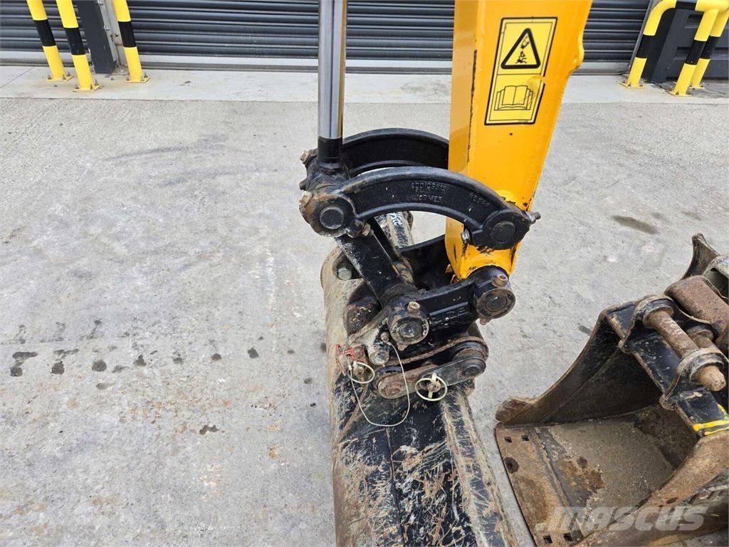 JCB 18Z Mini pelle < 7t