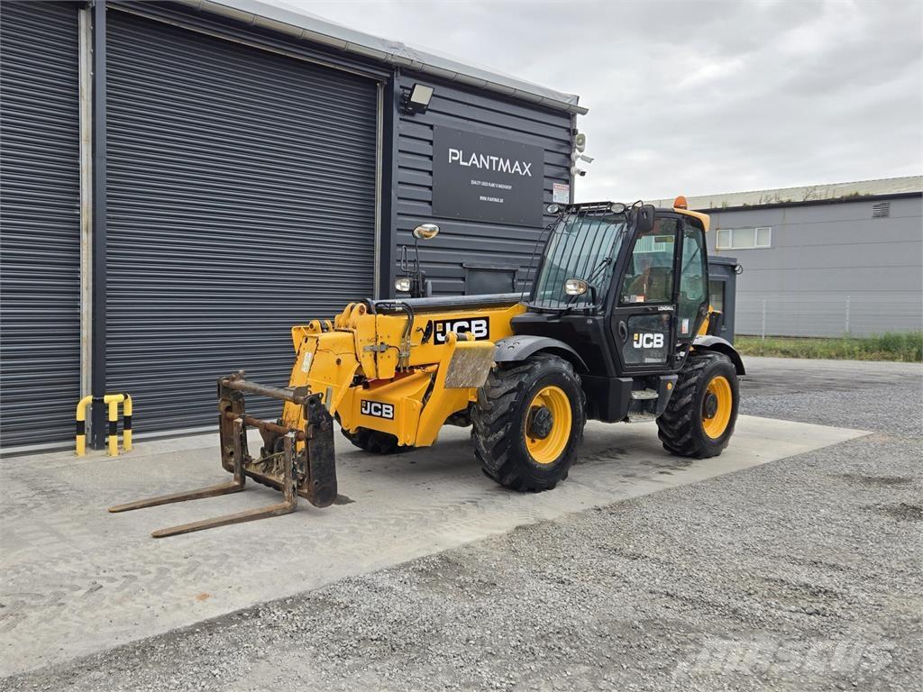 JCB 535-140 Chariot télescopique