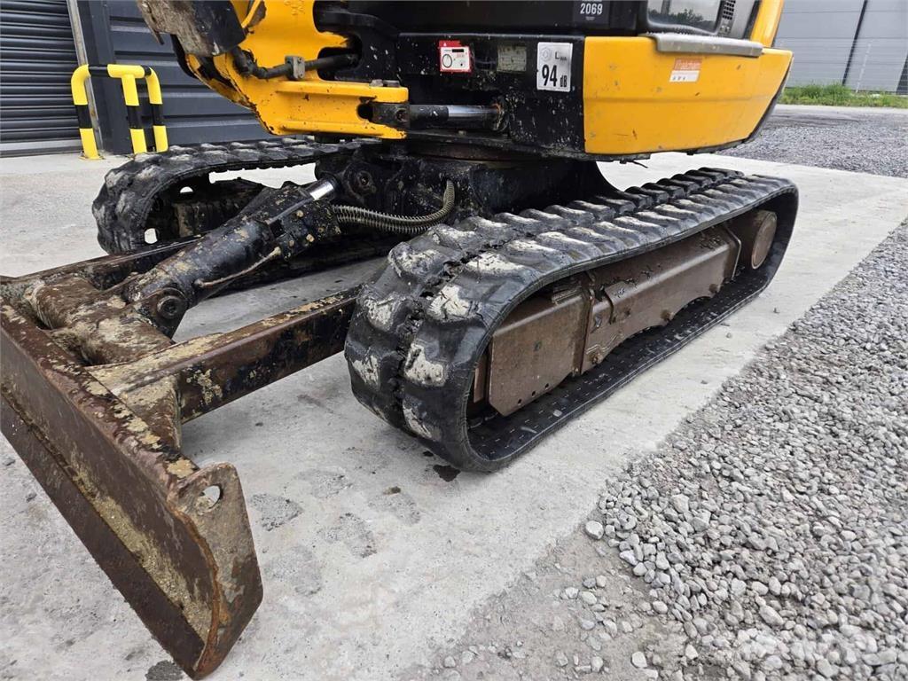 JCB 8026 Mini pelle < 7t