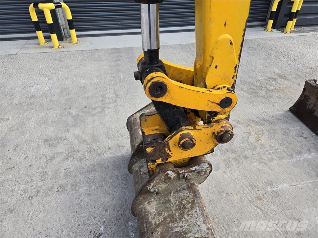 JCB 8030 Mini pelle < 7t