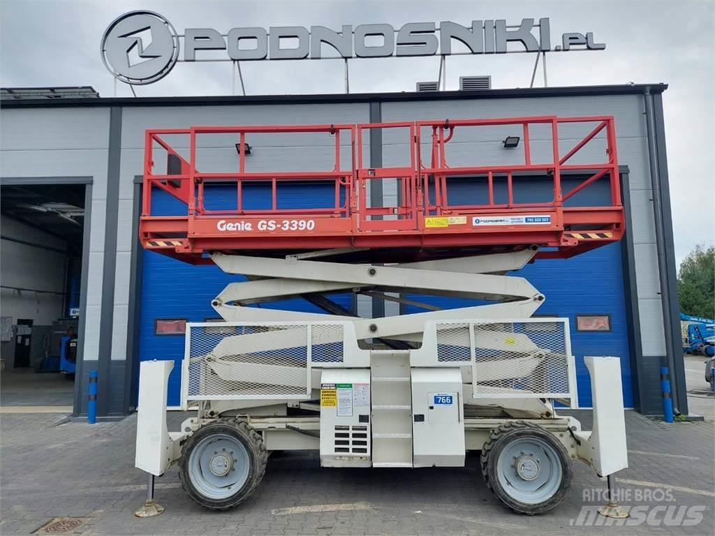 Genie GS-3390 Nacelle ciseaux