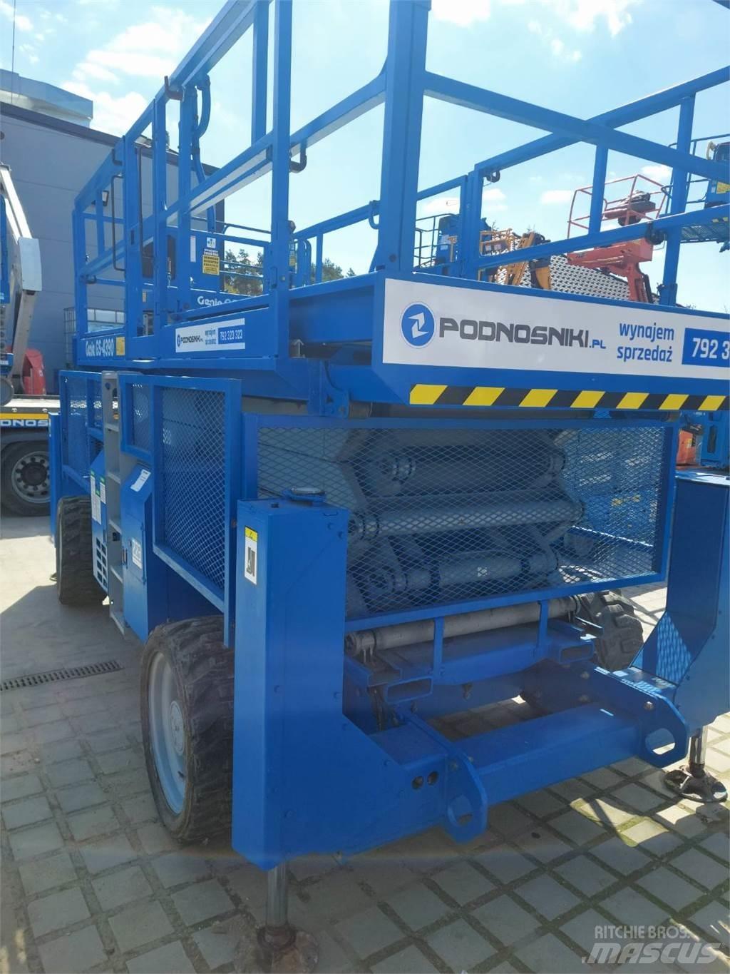 Genie GS-4390 RT Nacelle ciseaux