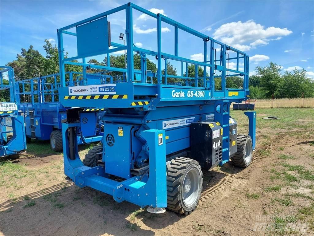 Genie GS-4390 RT Nacelle ciseaux