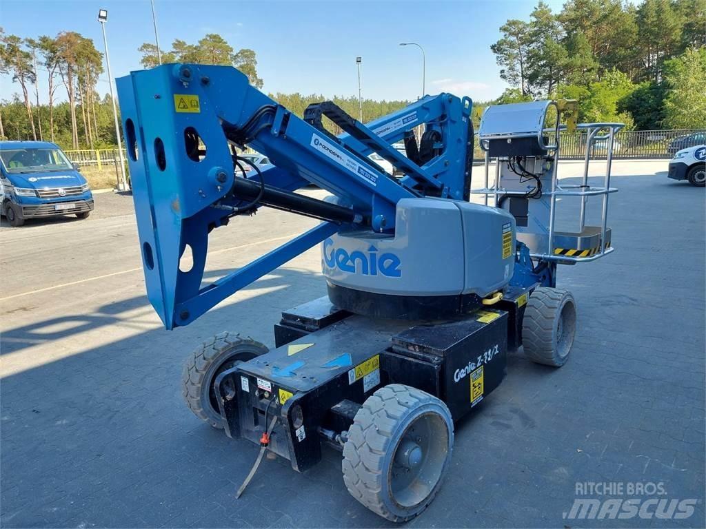 Genie Z-33/18 Nacelles articulées
