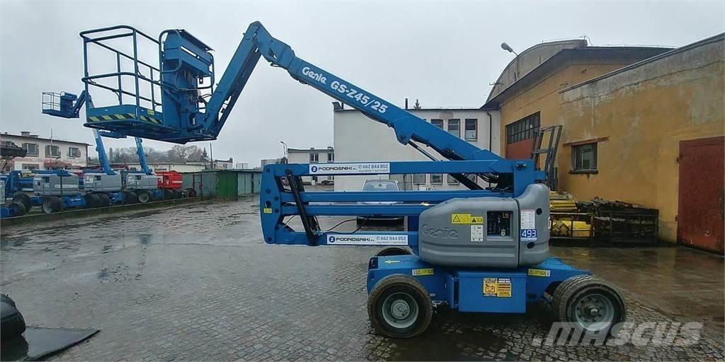 Genie Z45/25J Nacelles articulées