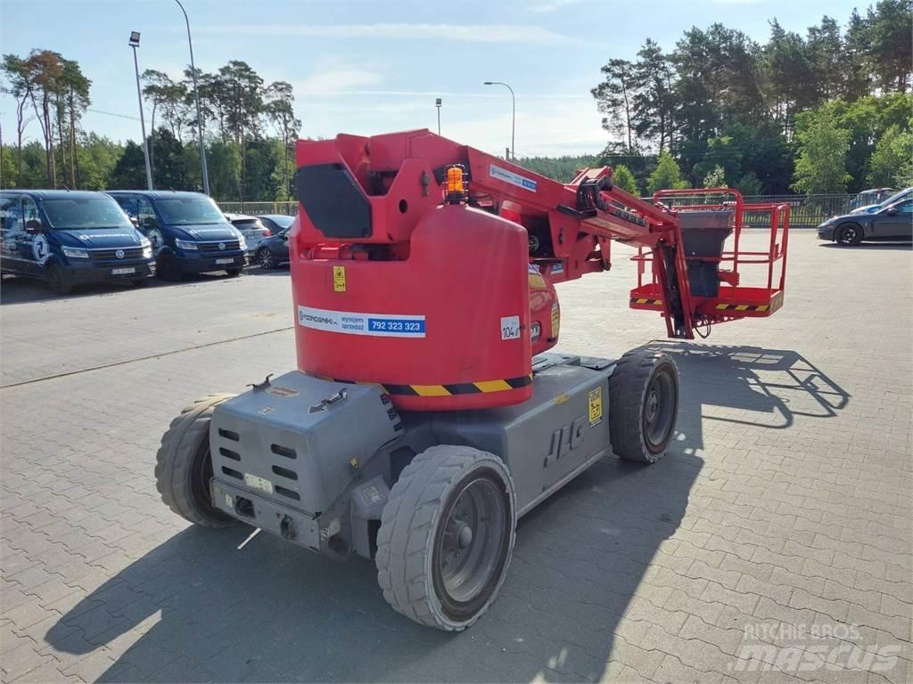 JLG M450AJ Nacelles articulées