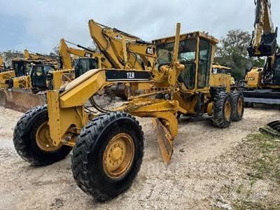 CAT 12H Niveleuse