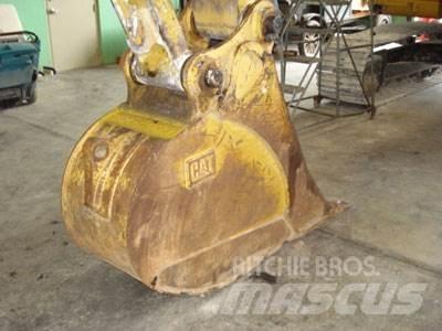CAT 320C, Bucket GP 24 Autres accessoires