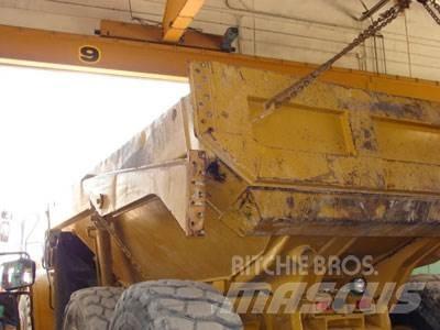 CAT 735 Tailgate Autres accessoires