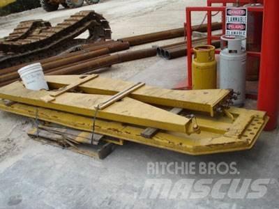 CAT 740 Tailgate Autres accessoires