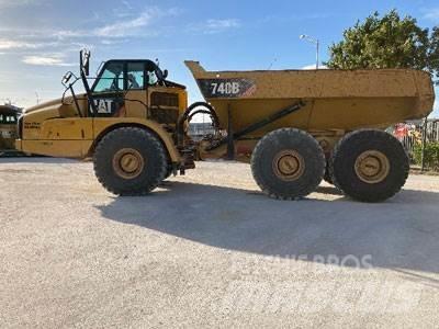 CAT 740B Tombereau articulé