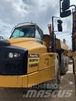 CAT 740B Tombereau articulé
