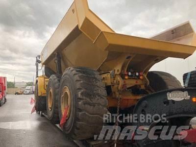 CAT 745C Tombereau articulé