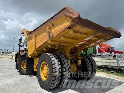 CAT 770G Tombereau rigide