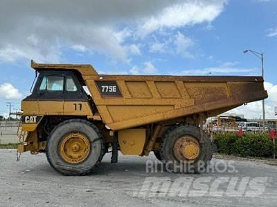 CAT 775E Tombereau rigide