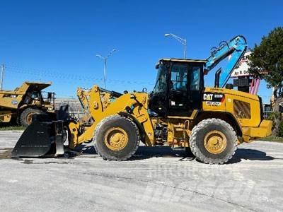 CAT 938M Chargeuse sur pneus