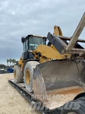 CAT 938M Chargeuse sur pneus