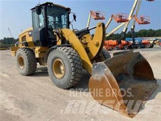 CAT 938M Chargeuse sur pneus