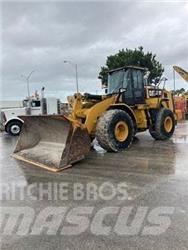 CAT 966M Chargeuse sur pneus