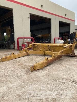CAT D8T Angle Blade Autres accessoires
