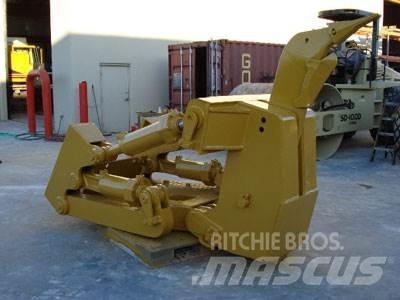 CAT D8T/R/N Ripper, S/S Autres accessoires