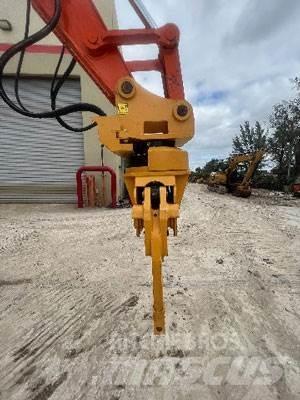 Hitachi ZX225USLC-6 Pelle à déchets