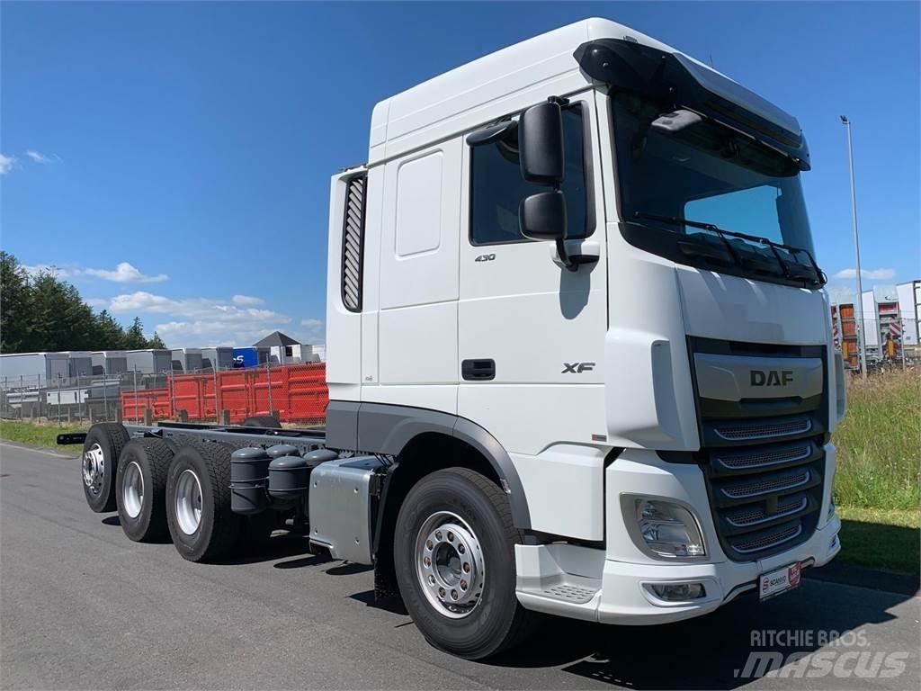 DAF XF 430 8x4*4 Châssis cabine