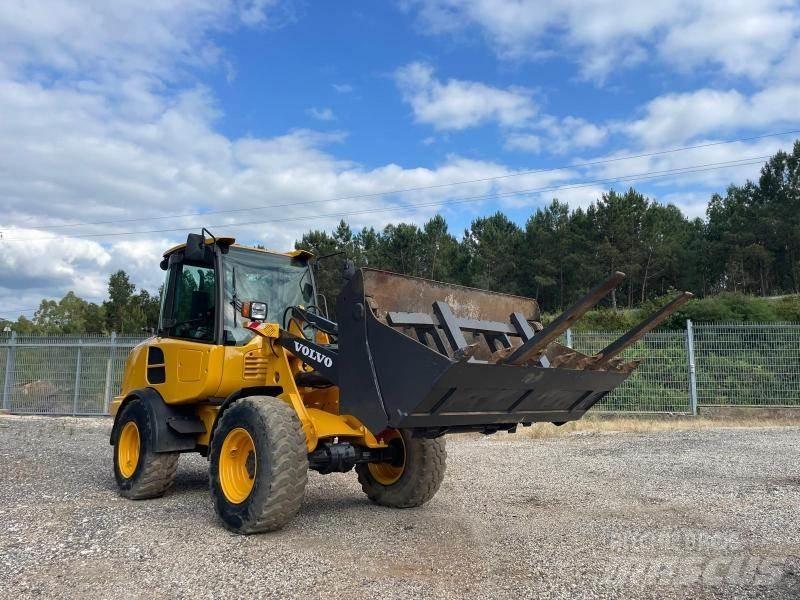 Volvo L 25 F Chargeuse sur pneus