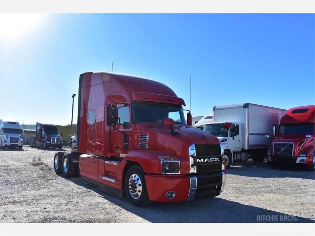 Mack ANTHEM Tracteur routier