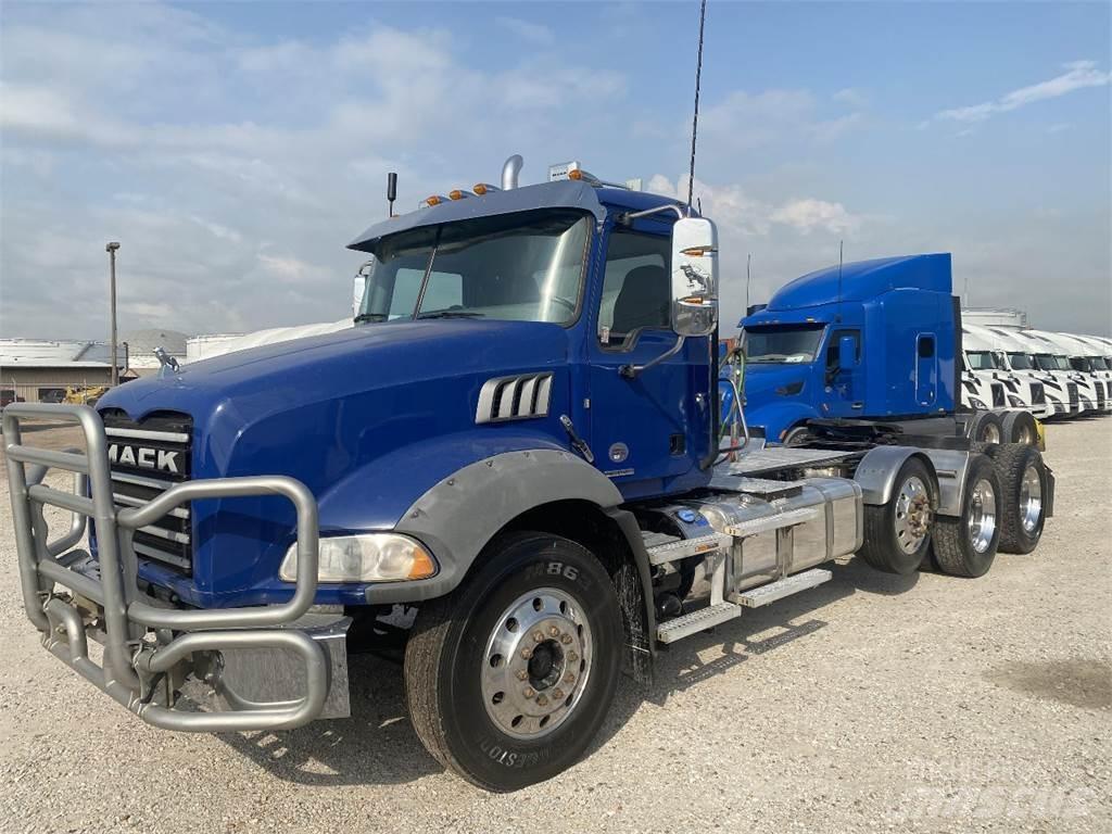 Mack GRANITE Tracteur routier