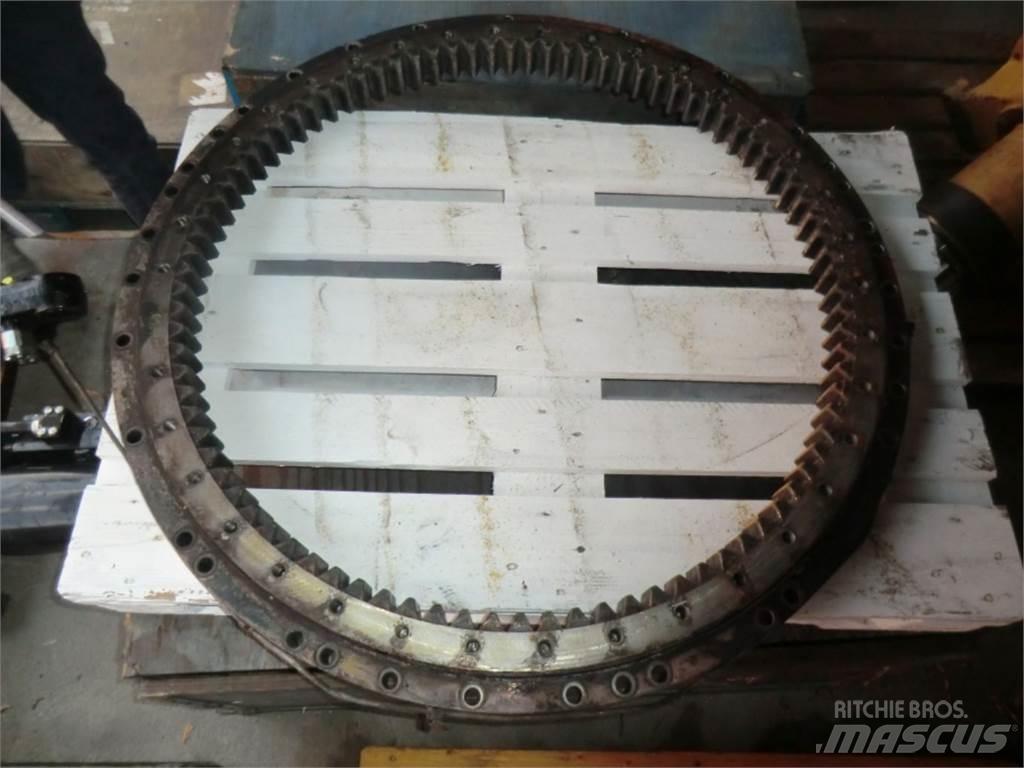 CAT 231D Châssis et suspension