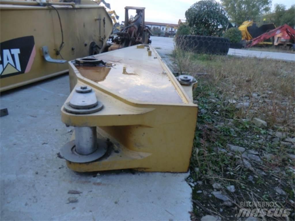 CAT 312D Châssis et suspension