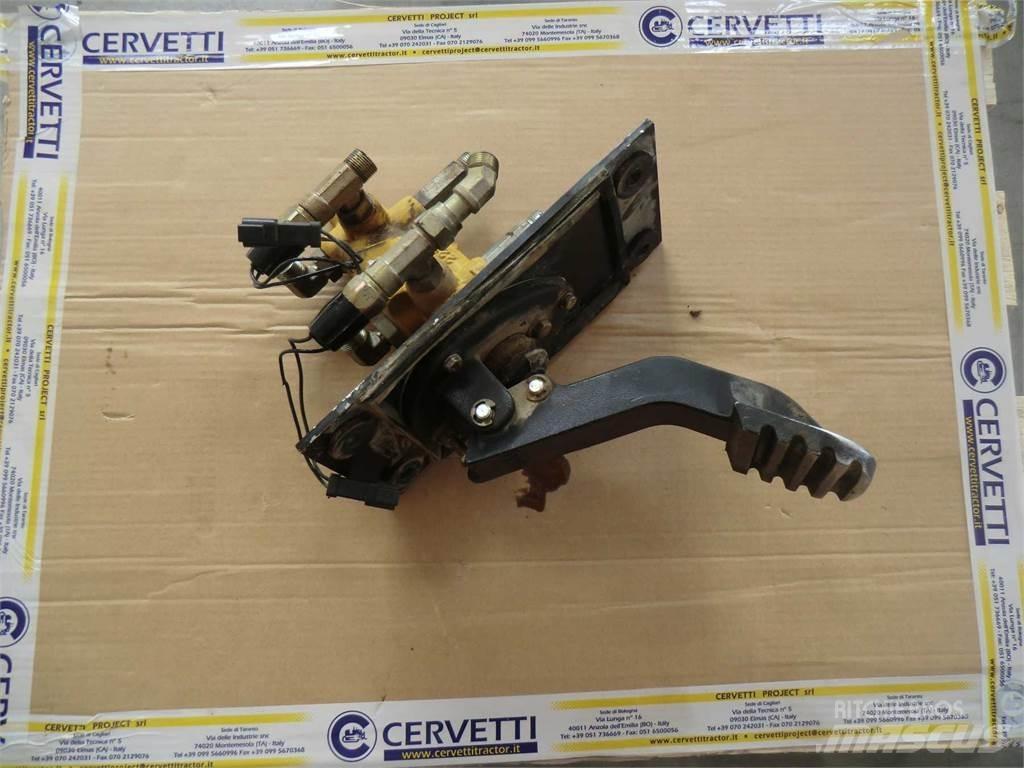 CAT 735 Construction - Autres