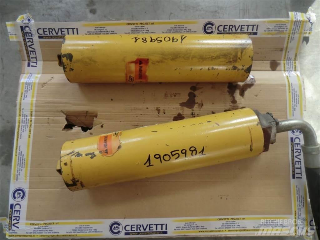 CAT 735 Construction - Autres