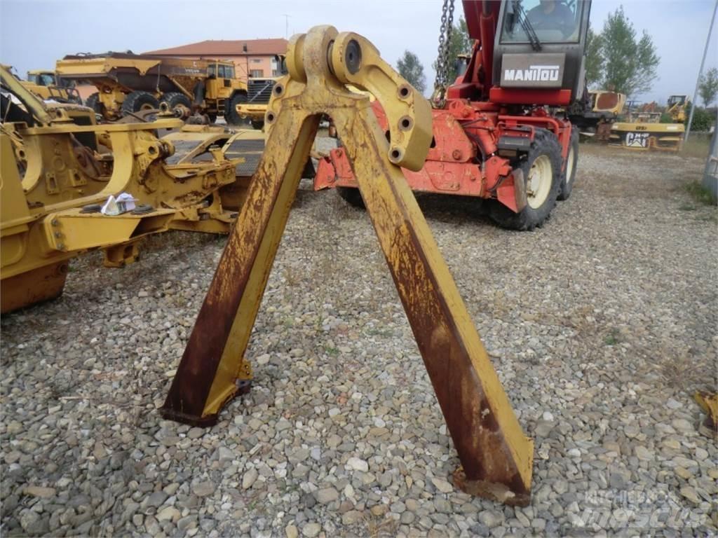 CAT 735 Châssis et suspension