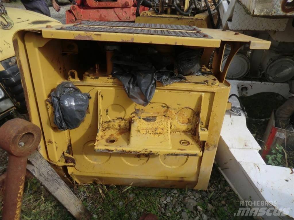 CAT 735 Châssis et suspension