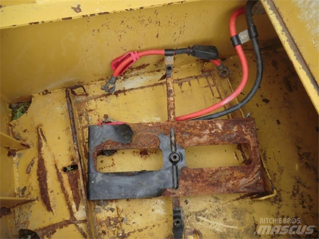 CAT 735 Châssis et suspension