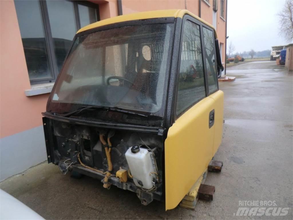 CAT 735 Châssis et suspension