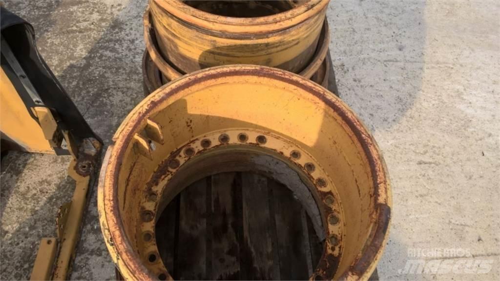 CAT 735 Construction - Autres