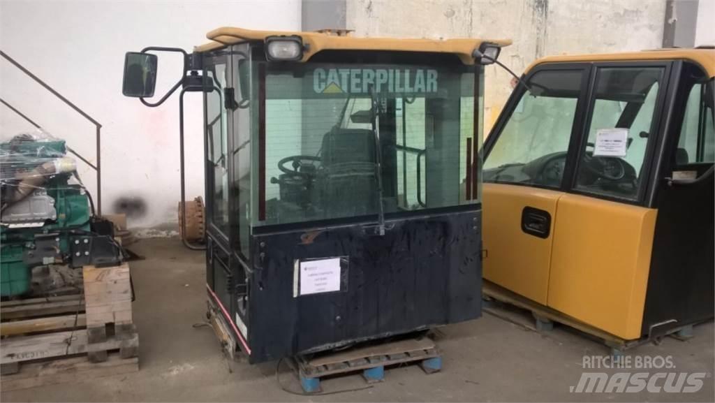 CAT 928G Châssis et suspension
