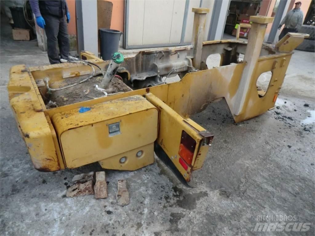 CAT 928G Châssis et suspension