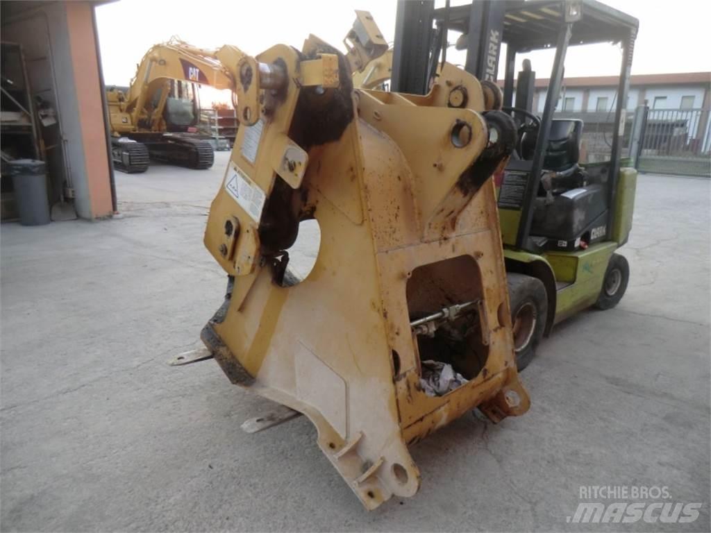 CAT 928G Châssis et suspension