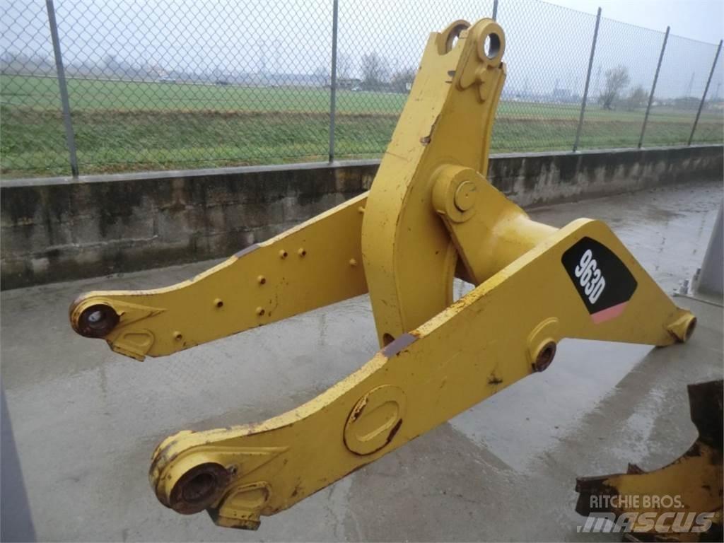 CAT 963D Châssis et suspension