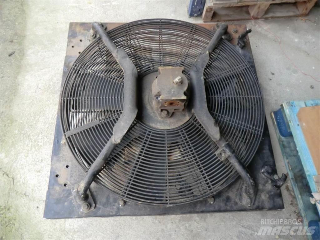 CAT 963D Châssis et suspension