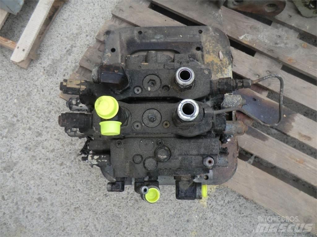 CAT 963D Construction - Autres