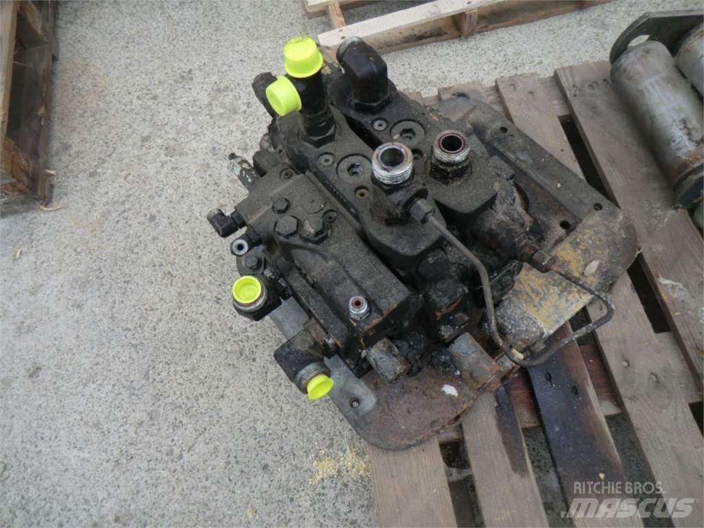 CAT 963D Construction - Autres