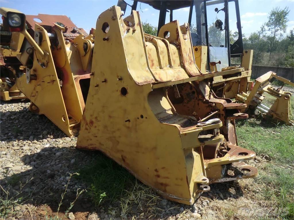 CAT 963D Châssis et suspension
