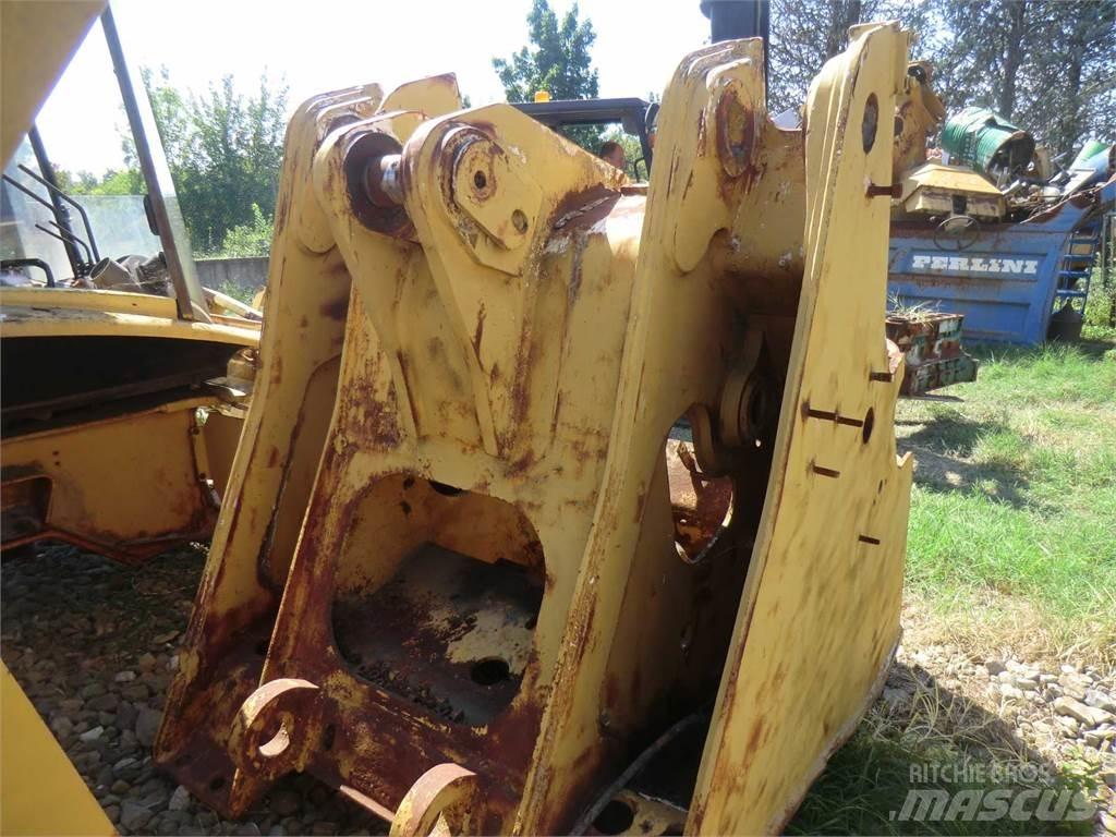 CAT 963D Châssis et suspension