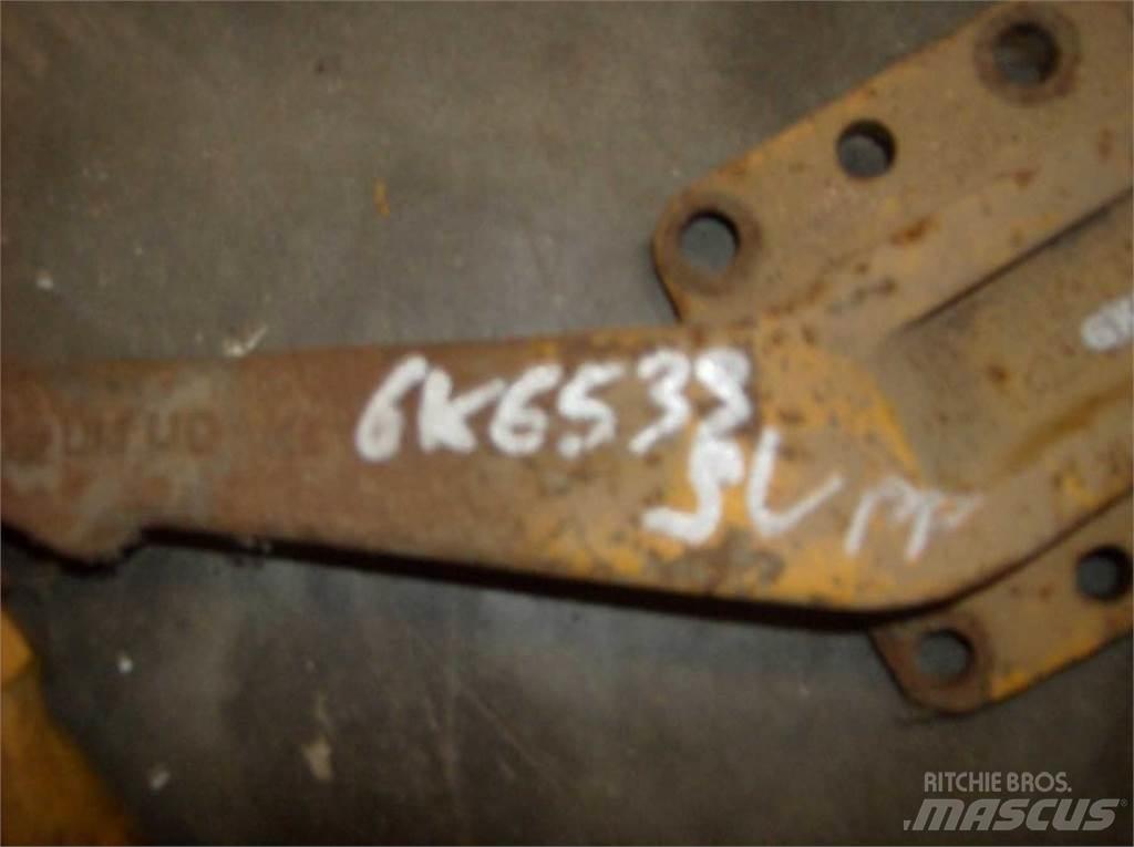 CAT 988 Châssis et suspension