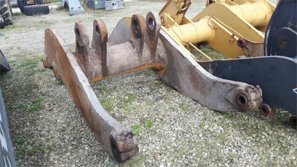 CAT 988B Châssis et suspension